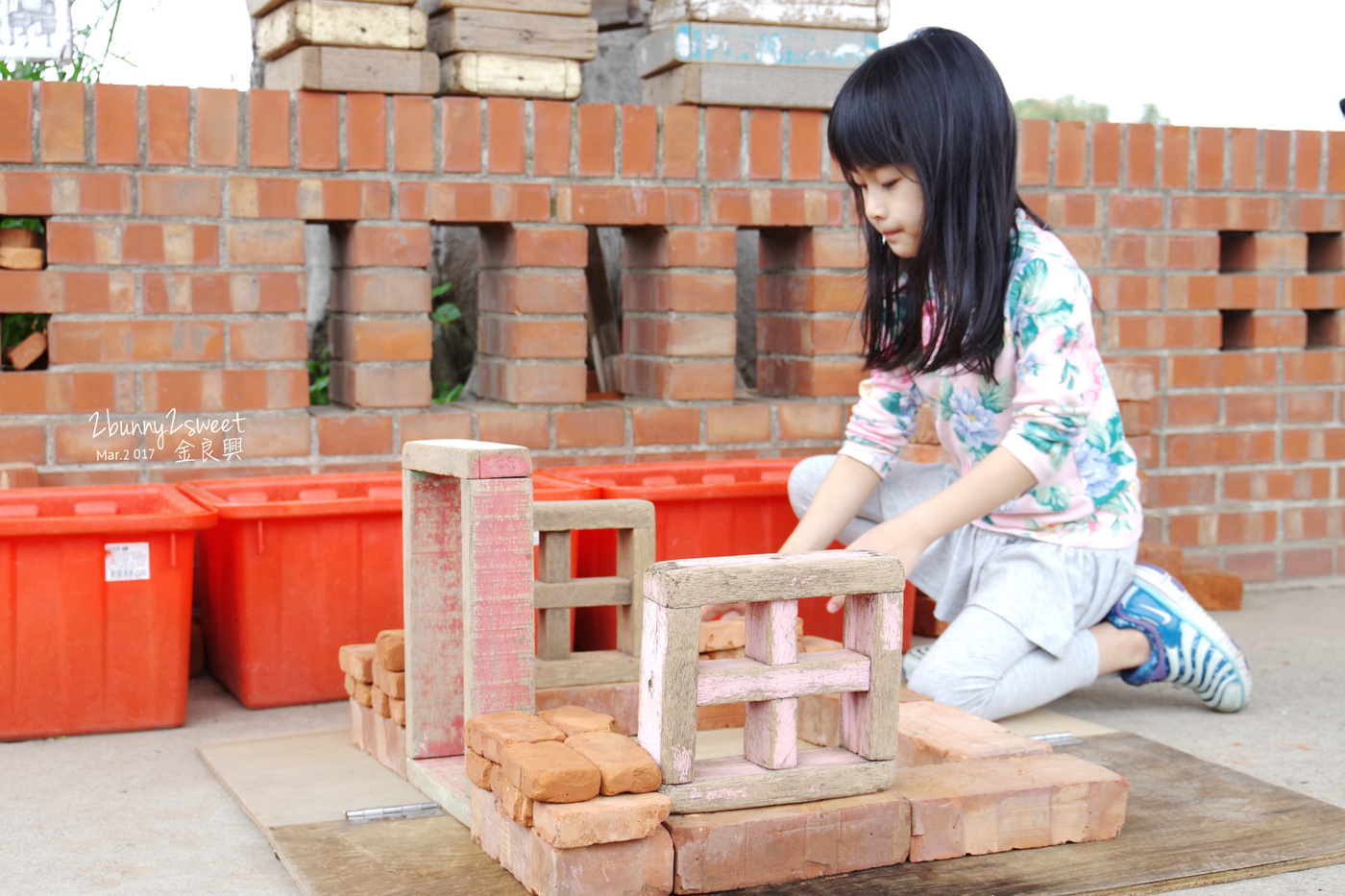 苗栗苑裡一日遊～哈比小屋、異國城堡、斗笠公園、溫泉莊園～好拍好玩行程推薦 @兔兒毛毛姊妹花