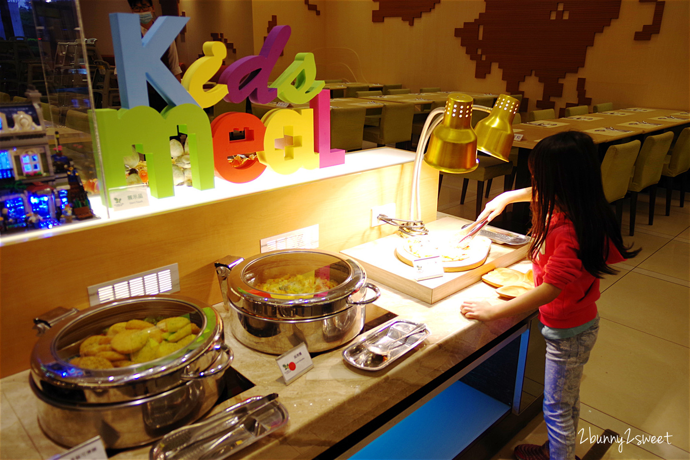 [台中。親子飯店] 福容飯店麗寶樂園～走出飯店就是遊樂園，飯店還有兩大兒童遊戲區、兒童戲水池、超跑租借&#8230;親子度假玩樂首選飯店 @兔兒毛毛姊妹花