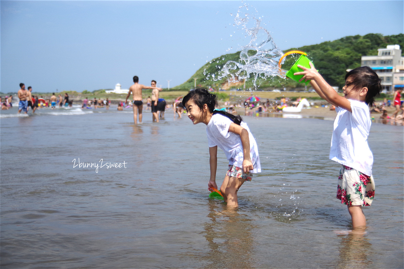 [親子遊。新北] 海灘戲沙踏浪&#038;兒童遊戲室玩耍一次滿足＝白沙灣＋伊莎貝拉海灘咖啡館 (2017 年再訪) @兔兒毛毛姊妹花