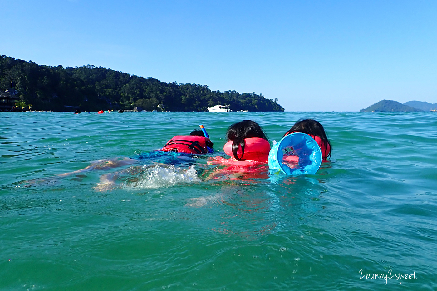 沙巴住宿【伽亞娜生態度假村 Gayana Marine Resort】走出陽台就可以跳進大海的絕美海上屋 @兔兒毛毛姊妹花