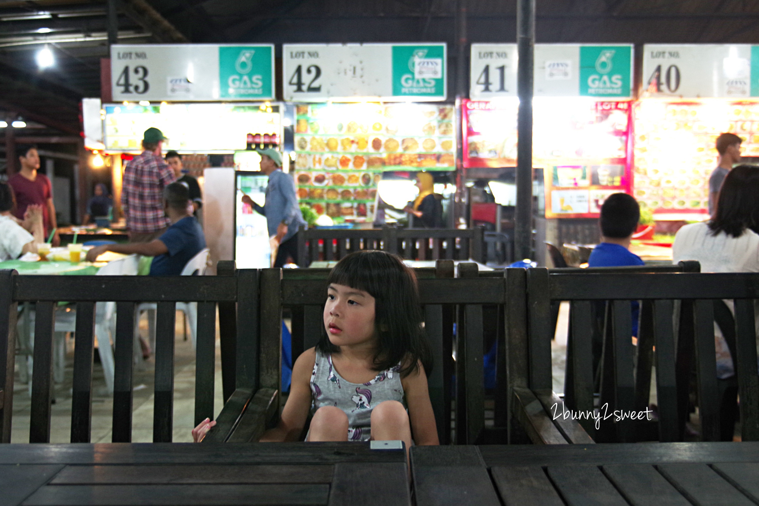 [沙巴。美食] 丹絨亞路夜市 (Tanjung Aru Perdana Porch) 三色果汁 &#038; 沙爹、烤雞翅～平價美食街搬家到 Tanjung Lipat Sabah (三色果汁新地址) @兔兒毛毛姊妹花