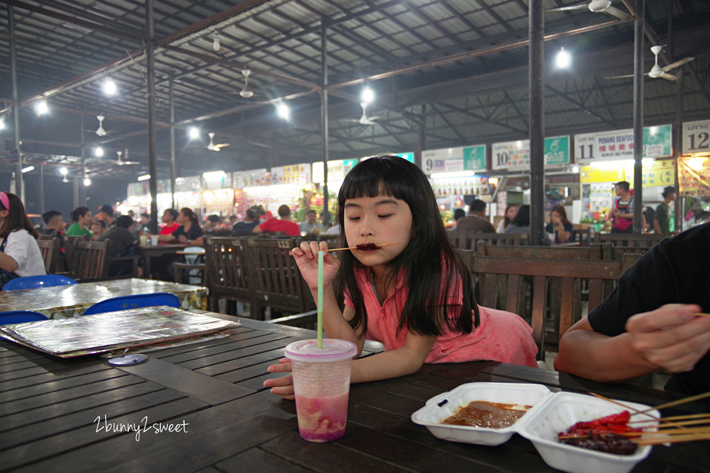 [沙巴。美食] 丹絨亞路夜市 (Tanjung Aru Perdana Porch) 三色果汁 &#038; 沙爹、烤雞翅～平價美食街搬家到 Tanjung Lipat Sabah (三色果汁新地址) @兔兒毛毛姊妹花