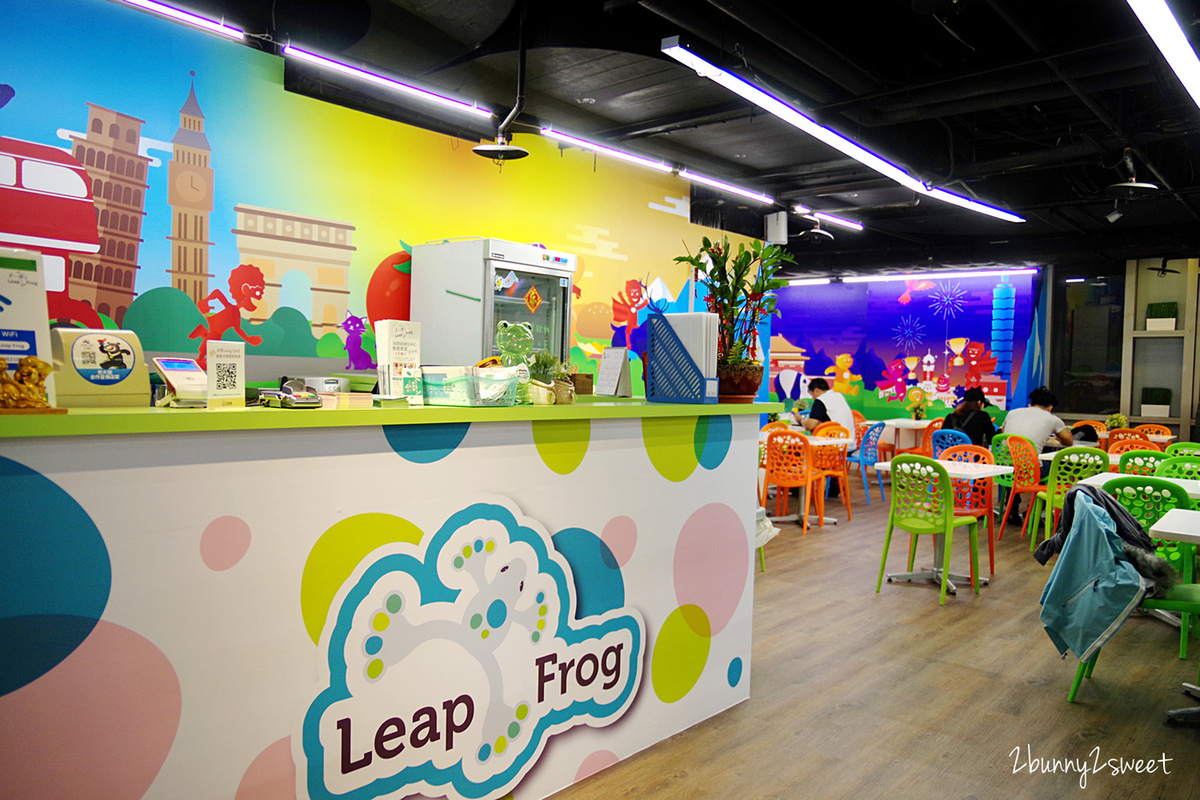 [台北。親子餐廳] 跳跳蛙親子運動餐廳 Leap Frog~室內的兒童版百戰百勝關卡，攀岩、爬坡、跳跳床、旋轉單槓、倉鼠滾輪、溜索&#8230;小朋友運動不用看天氣｜京華城｜室內樂園｜雨天遛小孩 @兔兒毛毛姊妹花