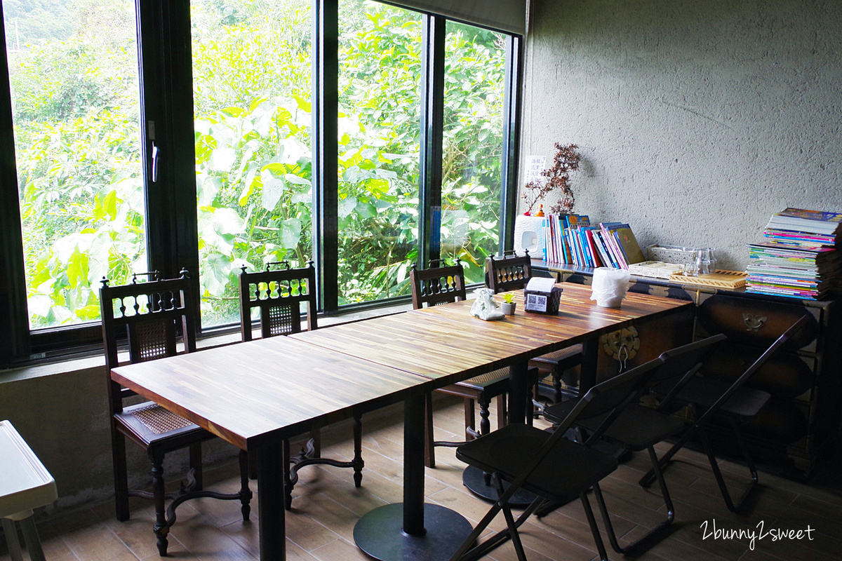 [宜蘭。海景餐廳] 海洋書房～巷弄民宅裡的餐廳藏著無敵海景還有超美味奶油螃蟹鑄鐵鍋｜蘇澳美食｜南方澳美食 @兔兒毛毛姊妹花