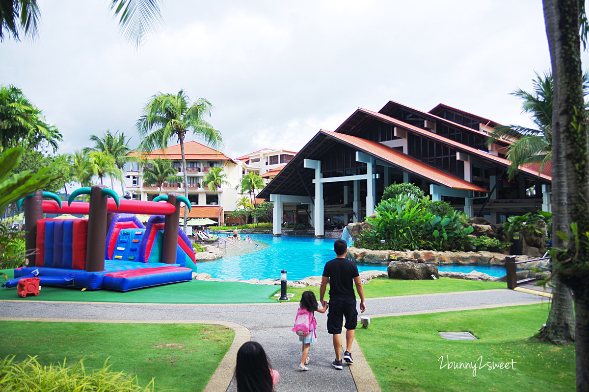 沙巴親子飯店》麥哲倫絲綢度假村 Magellan Sutera Resort～沙灘、泳池、滑水道，還有 KTV、健身房、電影院、保齡球館、兒童遊戲室～休閒設施豐富到讓你玩不完的度假村 @兔兒毛毛姊妹花