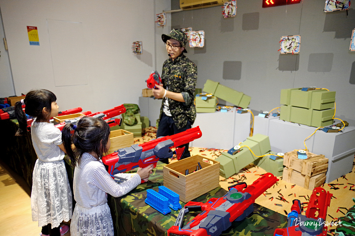 宜蘭親子景點》邱比準 Cupishoot 亞洲首座射擊博物館~憤怒鳥、空氣砲、連發槍、投籃機&#8230;十大射擊遊戲挑戰你的準度~宜蘭冬山雨天景點｜室內景點 @兔兒毛毛姊妹花