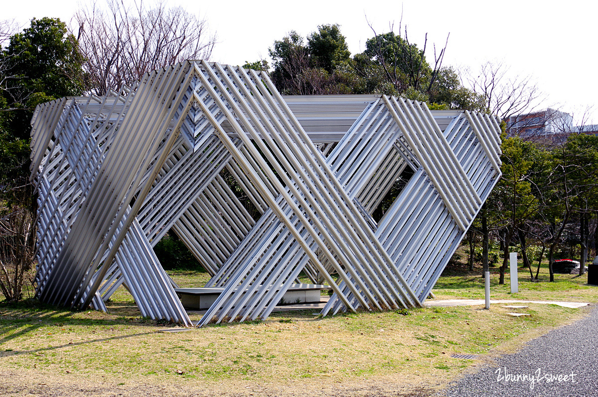 [九州｜福岡。特色公園] 島城中央公園｜アイランドシティ中央公園｜ISLAND CITY CENTRAL PARK～兒童廣場的大樹主題大型複合遊具有直的、捲的、波浪、滾輪四座滑梯、超多攀爬設施和溜索｜九州超長溜滑梯公園｜免費景點 @兔兒毛毛姊妹花