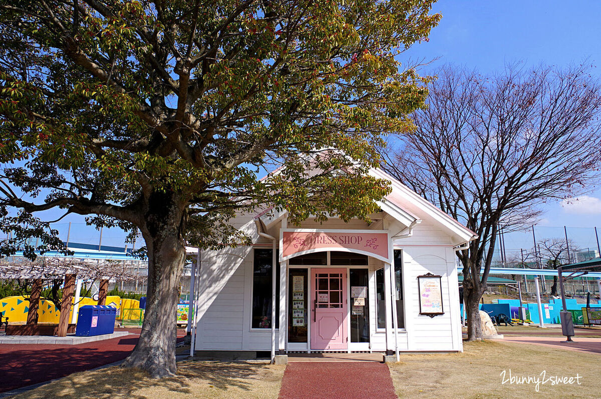 [九州｜福岡。親子景點] 香椎花園 森林家族樂園～走進放大版森林家族世界，和森林小動物們一起遊戲、野餐、合照!! 還有 20 多種遊樂設施、室內外遊樂場、主題餐廳和漂亮的花園～九州福岡遛小孩好去處 @兔兒毛毛姊妹花