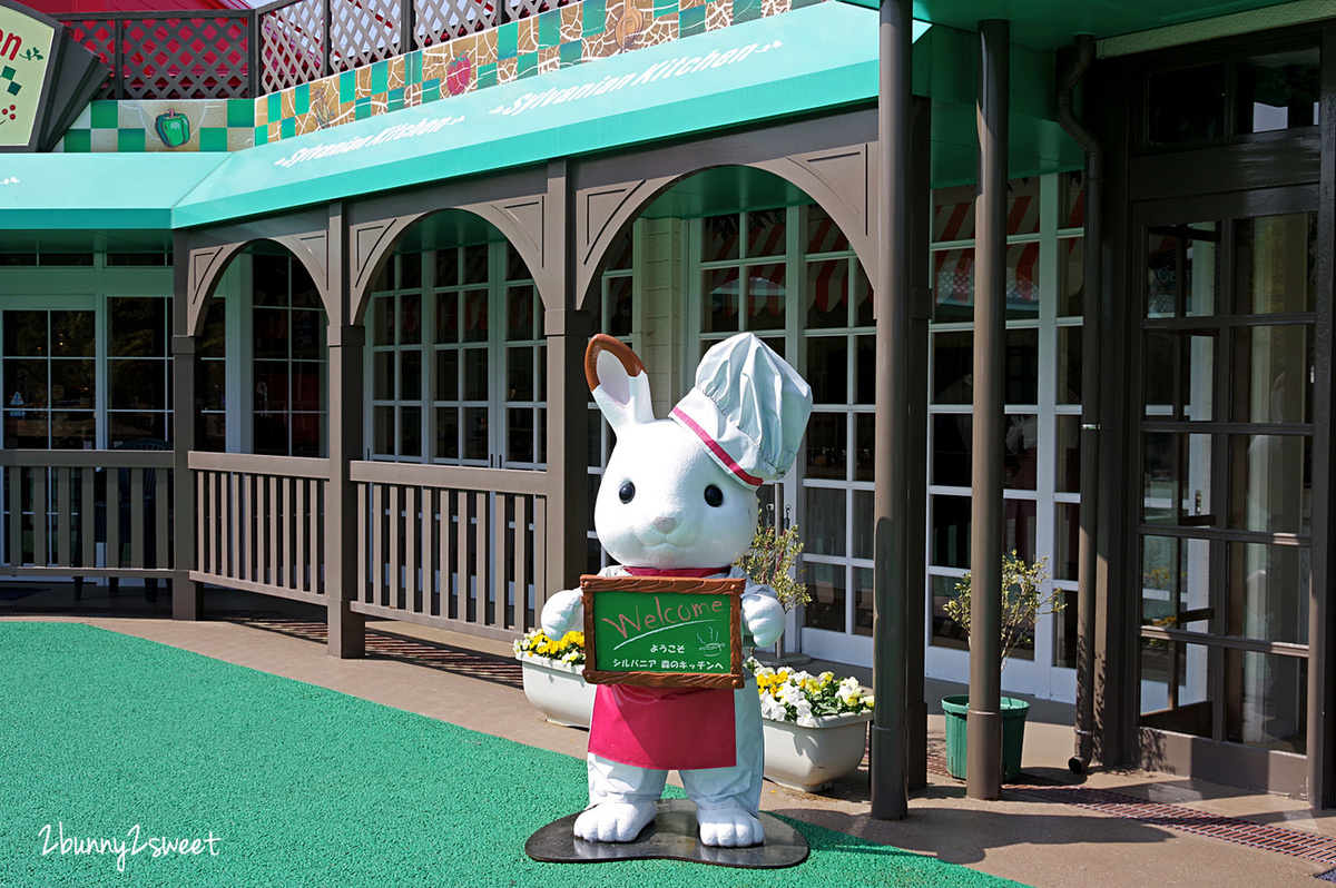 [九州｜福岡。親子景點] 香椎花園 森林家族樂園～走進放大版森林家族世界，和森林小動物們一起遊戲、野餐、合照!! 還有 20 多種遊樂設施、室內外遊樂場、主題餐廳和漂亮的花園～九州福岡遛小孩好去處 @兔兒毛毛姊妹花