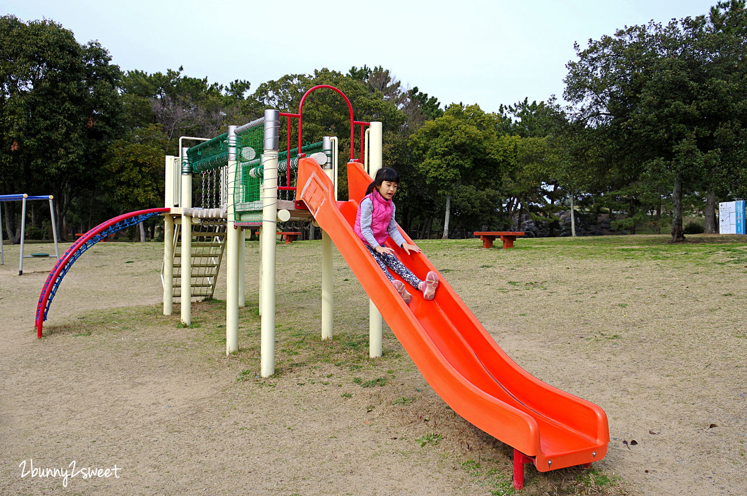 九州福岡特色公園》海之中道海濱公園｜海の中道海浜公園～雲朵蹦蹦床 x 超長溜滑梯 x 水上攀爬網 x 可愛動物區 x 夏季戲水池～親子遊福岡必玩超大型國營公園 @兔兒毛毛姊妹花