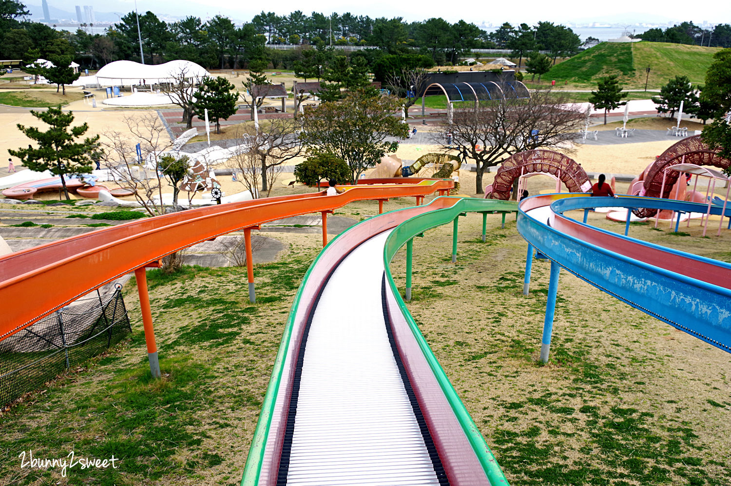 九州福岡特色公園》海之中道海濱公園｜海の中道海浜公園～雲朵蹦蹦床 x 超長溜滑梯 x 水上攀爬網 x 可愛動物區 x 夏季戲水池～親子遊福岡必玩超大型國營公園 @兔兒毛毛姊妹花