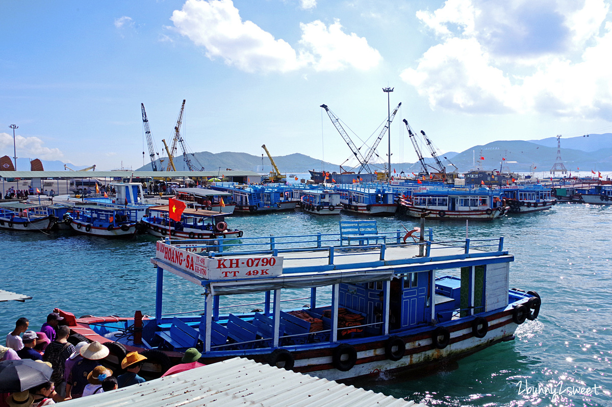 [越南｜芽莊。親子景點] 芽莊 Nha Trang 跳島～搭乘快艇去木島 (黑島，Hon Mun)，搭乘玻璃船看珊瑚礁 or 浮潛看魚去｜誠旺旅行社 愛越芽莊｜芽莊直航 @兔兒毛毛姊妹花