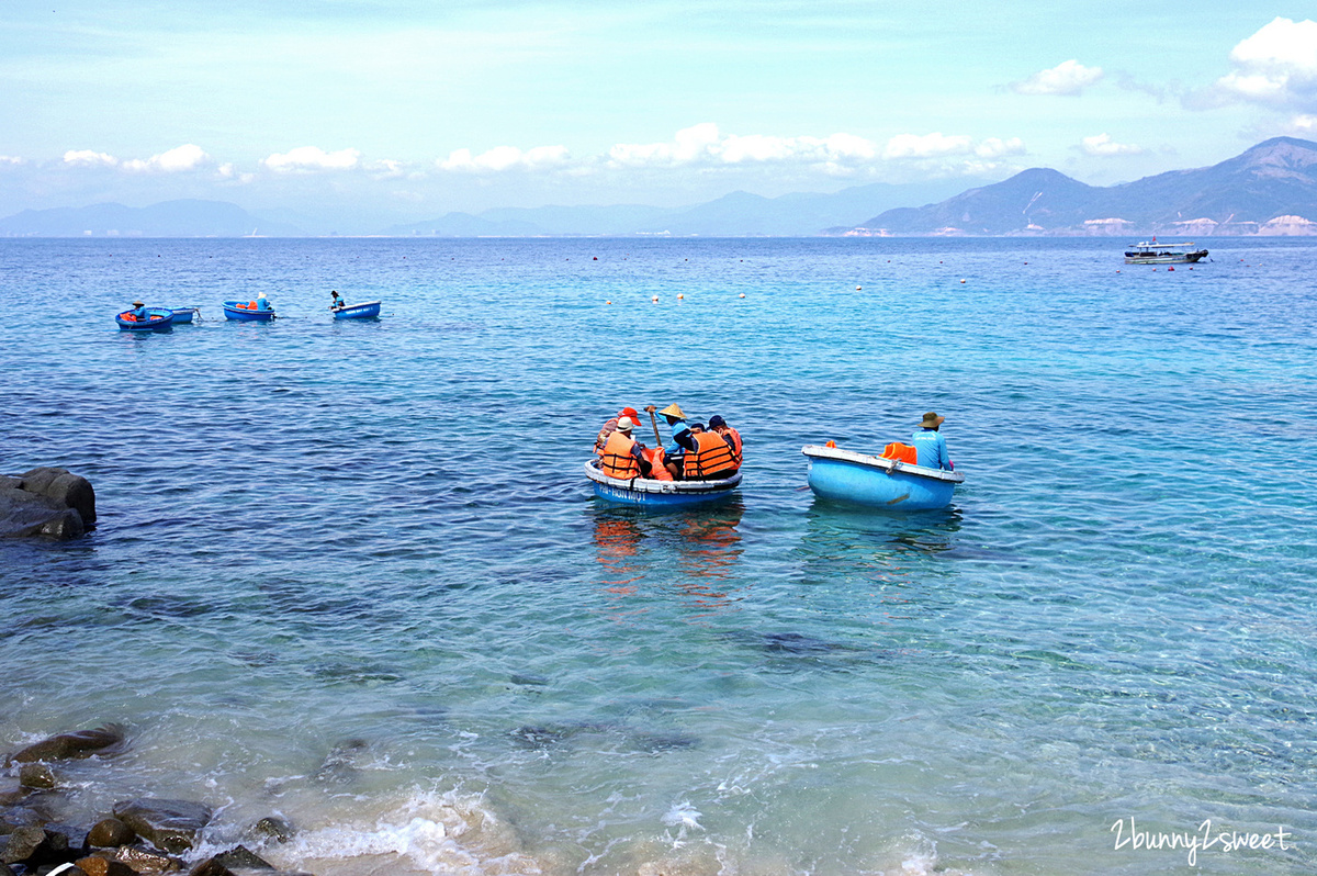 [越南｜芽莊。親子景點] 芽莊 Nha Trang 跳島～搭乘快艇去木島 (黑島，Hon Mun)，搭乘玻璃船看珊瑚礁 or 浮潛看魚去｜誠旺旅行社 愛越芽莊｜芽莊直航 @兔兒毛毛姊妹花