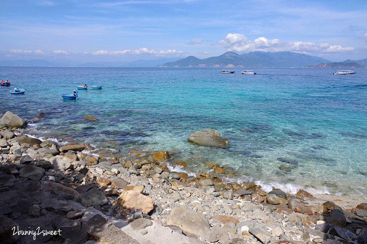 [越南｜芽莊。親子景點] 芽莊 Nha Trang 跳島～搭乘快艇去木島 (黑島，Hon Mun)，搭乘玻璃船看珊瑚礁 or 浮潛看魚去｜誠旺旅行社 愛越芽莊｜芽莊直航 @兔兒毛毛姊妹花