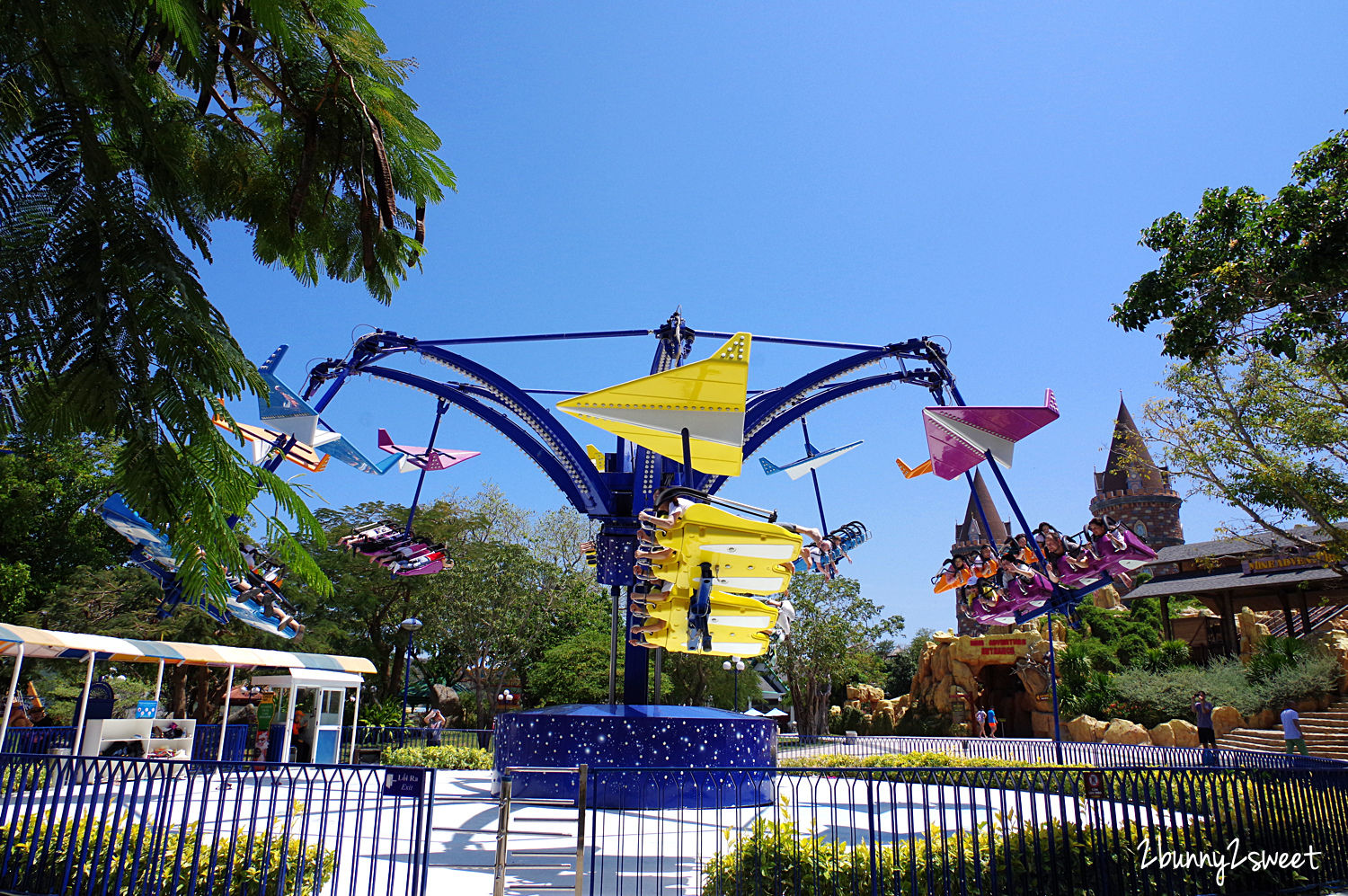 芽莊景點》芽莊珍珠島樂園 Vinpearl Land Nha Trang～陸上樂園、水上樂園，還有海底隧道水族館和動物園～親子必遊「越南迪士尼」真的好好拍也好好玩 @兔兒毛毛姊妹花