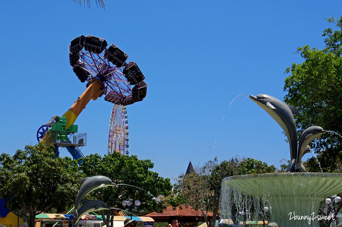 芽莊景點》芽莊珍珠島樂園 Vinpearl Land Nha Trang～陸上樂園、水上樂園，還有海底隧道水族館和動物園～親子必遊「越南迪士尼」真的好好拍也好好玩 @兔兒毛毛姊妹花