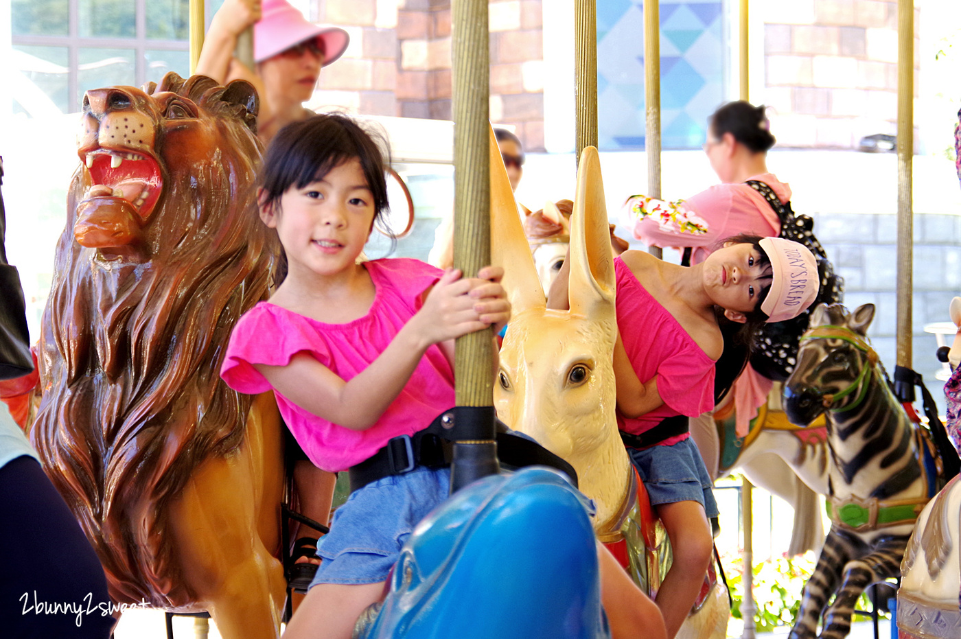 芽莊景點》芽莊珍珠島樂園 Vinpearl Land Nha Trang～陸上樂園、水上樂園，還有海底隧道水族館和動物園～親子必遊「越南迪士尼」真的好好拍也好好玩 @兔兒毛毛姊妹花