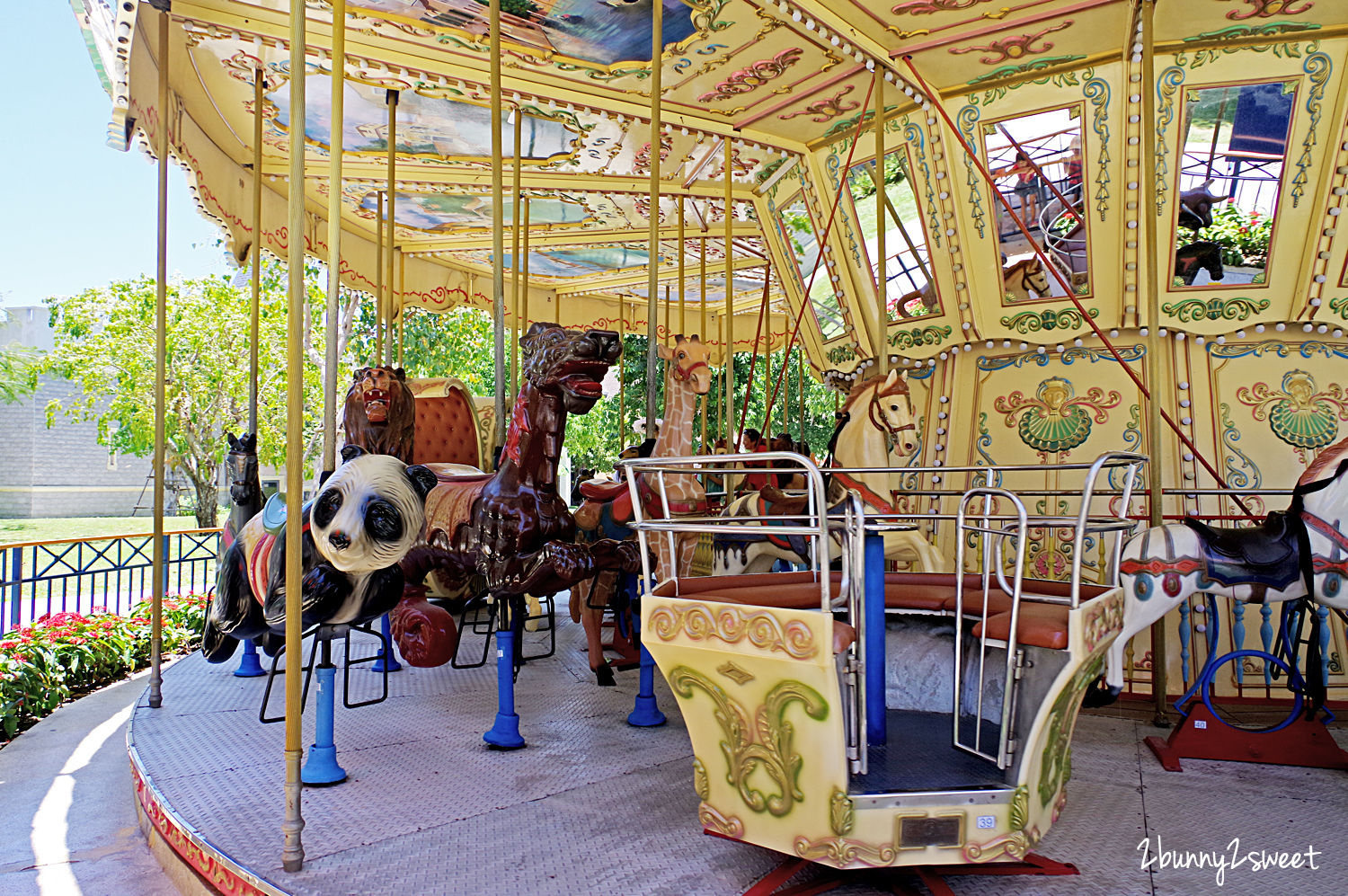 芽莊景點》芽莊珍珠島樂園 Vinpearl Land Nha Trang～陸上樂園、水上樂園，還有海底隧道水族館和動物園～親子必遊「越南迪士尼」真的好好拍也好好玩 @兔兒毛毛姊妹花