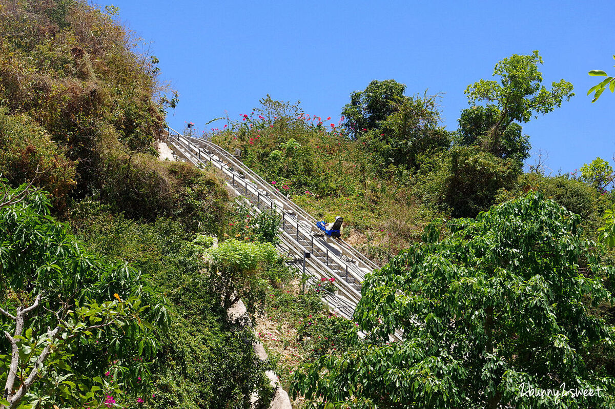 芽莊景點》芽莊珍珠島樂園 Vinpearl Land Nha Trang～陸上樂園、水上樂園，還有海底隧道水族館和動物園～親子必遊「越南迪士尼」真的好好拍也好好玩 @兔兒毛毛姊妹花