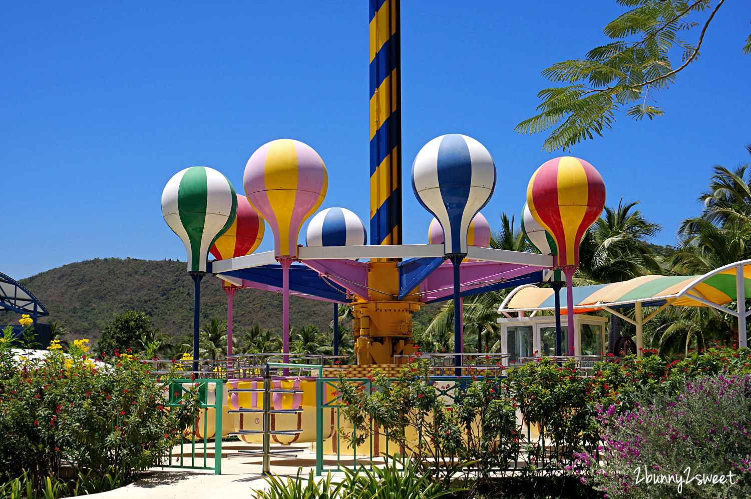 芽莊景點》芽莊珍珠島樂園 Vinpearl Land Nha Trang～陸上樂園、水上樂園，還有海底隧道水族館和動物園～親子必遊「越南迪士尼」真的好好拍也好好玩 @兔兒毛毛姊妹花