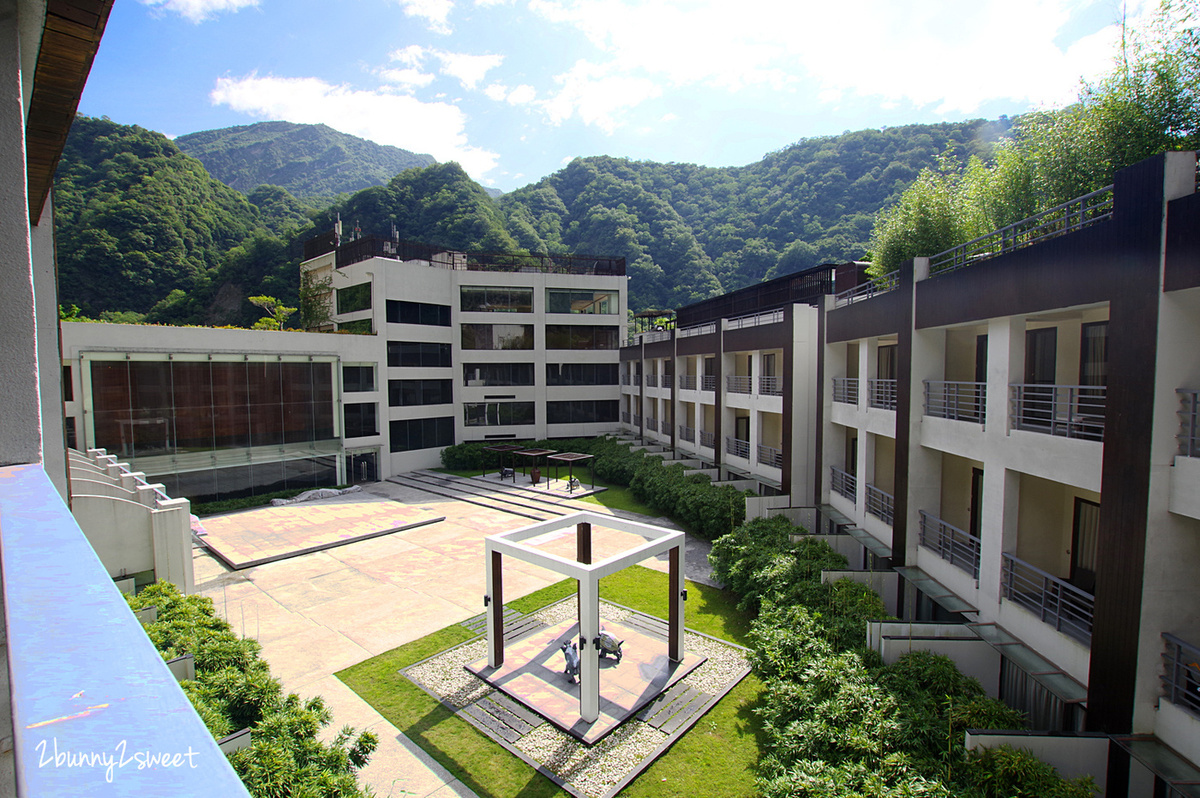 花蓮親子飯店》太魯閣晶英酒店行館樓層文山套房～景觀峽谷泳池、高質感遊戲室、戲水、啤酒咖啡點心免費 minibar～極致奢華的度假享受 @兔兒毛毛姊妹花