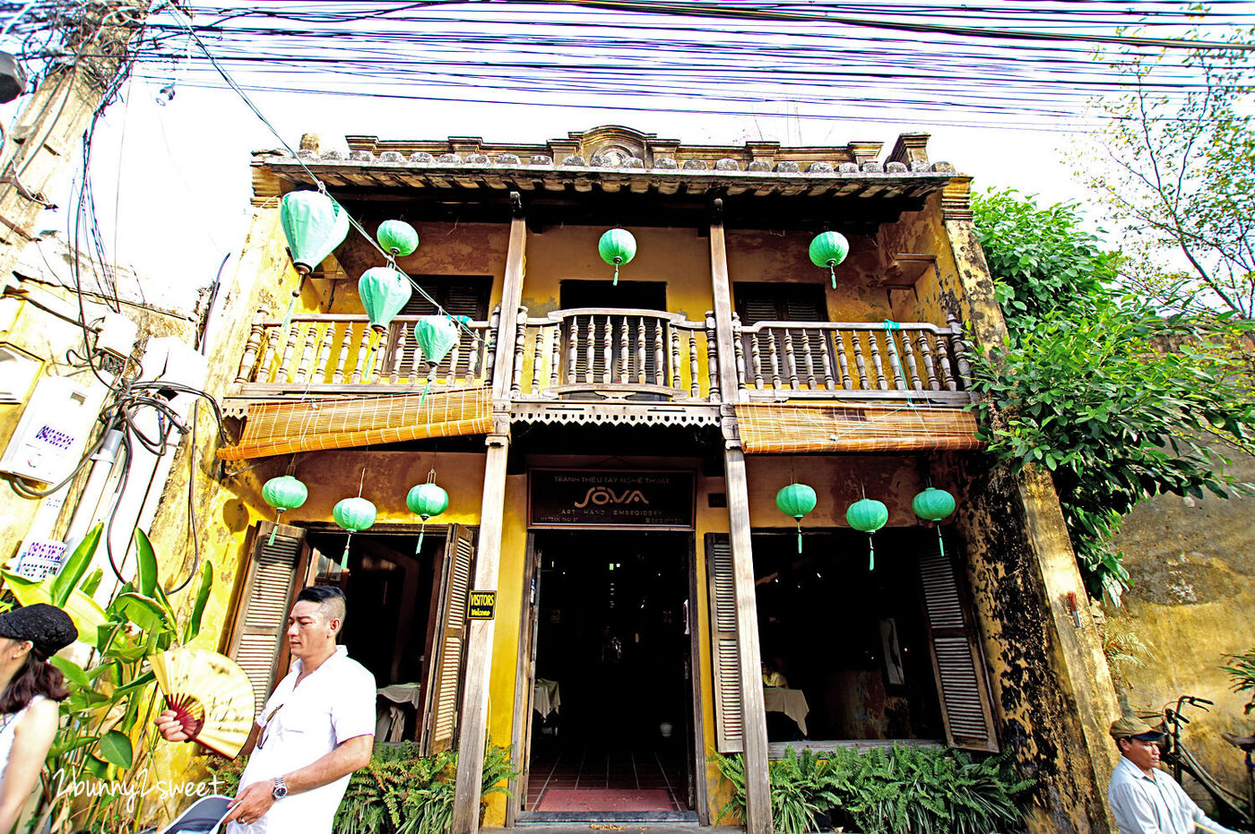 [越南｜會安。景點 ] 會安古鎮 Hoi An Ancient Town~輕舟、水岸、燈籠、古宅、人力車、奧黛～保留十六世紀國際商港繁華街景的世界文化遺產 &#038; Mia Fish 越南料理｜中越必遊景點｜會安古城｜Bamboo Airway 越竹航空｜誠旺旅行社 @兔兒毛毛姊妹花