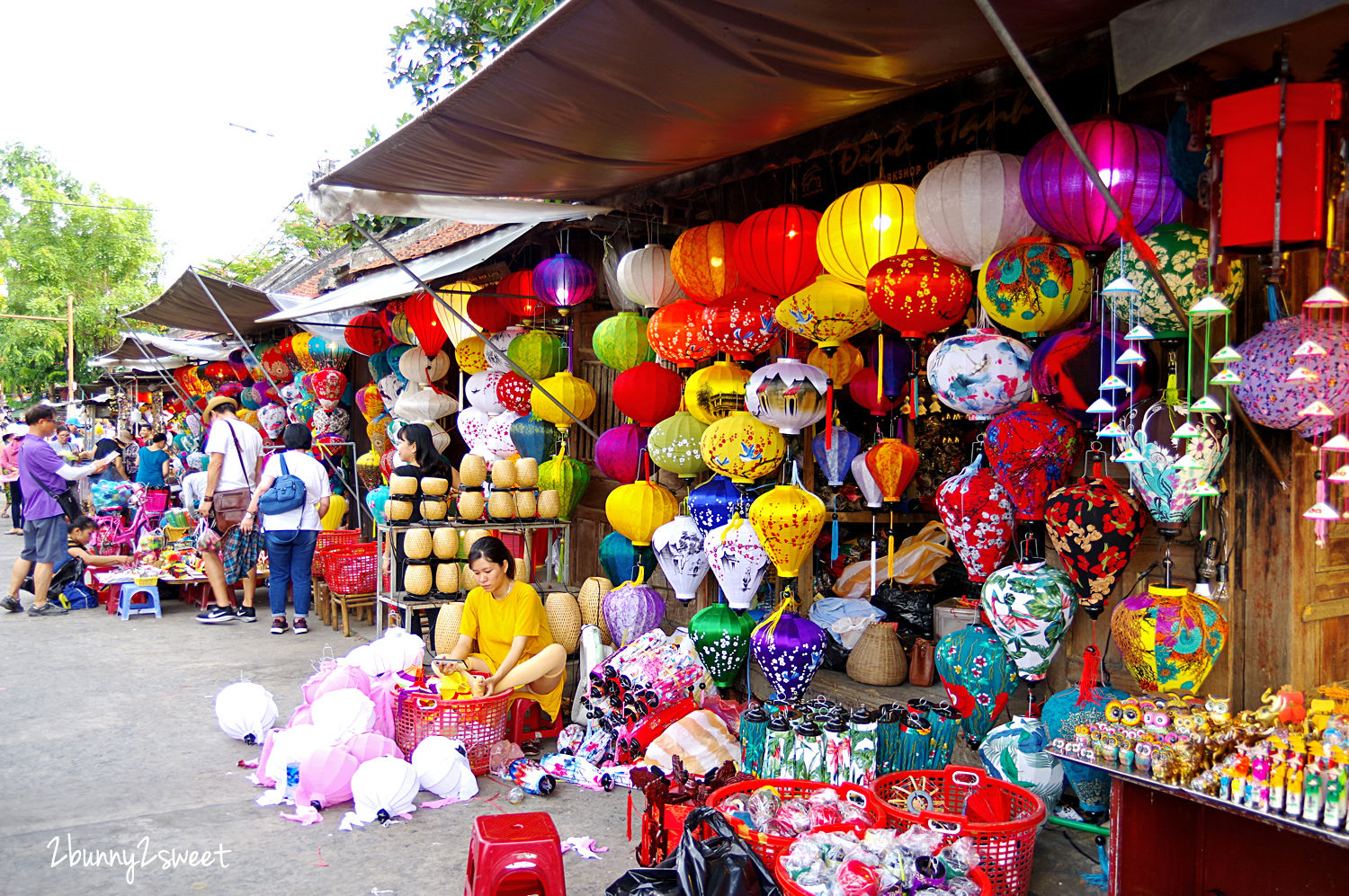 [越南｜會安。景點 ] 會安古鎮 Hoi An Ancient Town~輕舟、水岸、燈籠、古宅、人力車、奧黛～保留十六世紀國際商港繁華街景的世界文化遺產 &#038; Mia Fish 越南料理｜中越必遊景點｜會安古城｜Bamboo Airway 越竹航空｜誠旺旅行社 @兔兒毛毛姊妹花