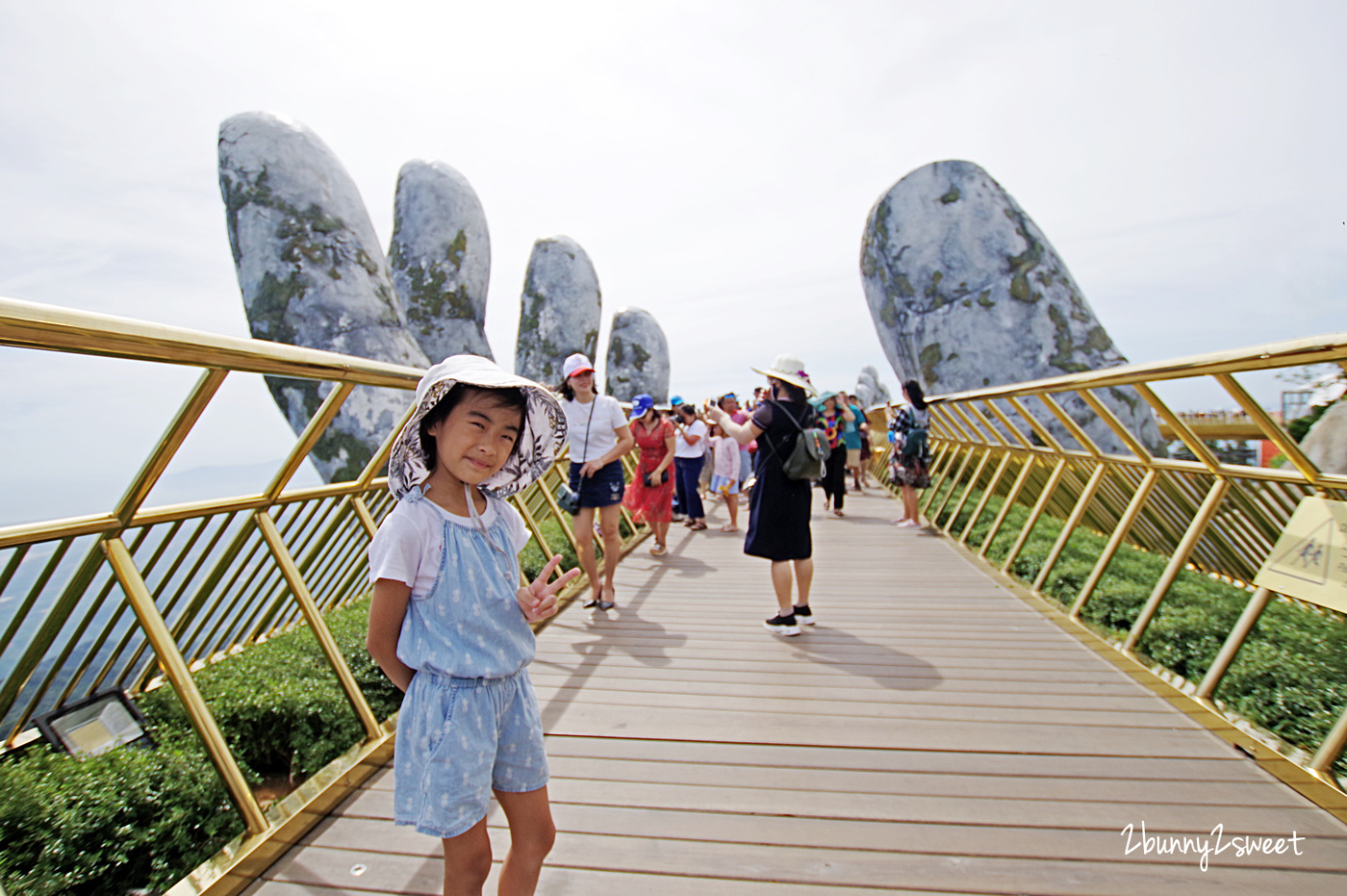 越南峴港景點》巴拿山 Sun World Ba Na Hills 詳盡地圖攻略～黃金佛手橋、法國村、室內遊樂園、超長高空纜車&#038;高山過山車 @兔兒毛毛姊妹花