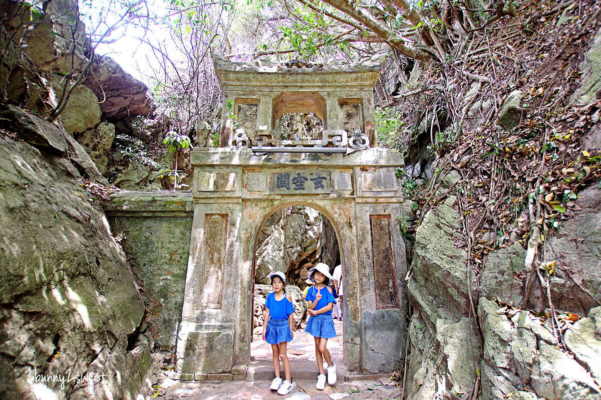 [越南｜峴港。景點] 五行山 Ngũ Hành Sơn~大理石山裡藏著莊嚴佛寺、洞窟大佛、壯麗美景～峴港必遊 Marble Mountain｜中越旅遊｜Bamboo Airway 越竹航空｜峴港直航｜誠旺旅行社 愛越峴港 @兔兒毛毛姊妹花