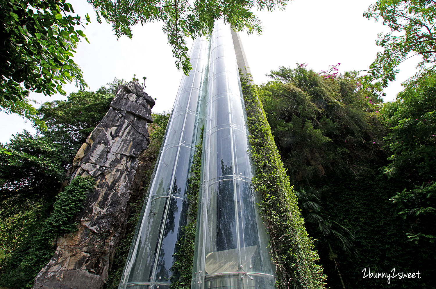 [越南｜峴港。景點] 五行山 Ngũ Hành Sơn~大理石山裡藏著莊嚴佛寺、洞窟大佛、壯麗美景～峴港必遊 Marble Mountain｜中越旅遊｜Bamboo Airway 越竹航空｜峴港直航｜誠旺旅行社 愛越峴港 @兔兒毛毛姊妹花