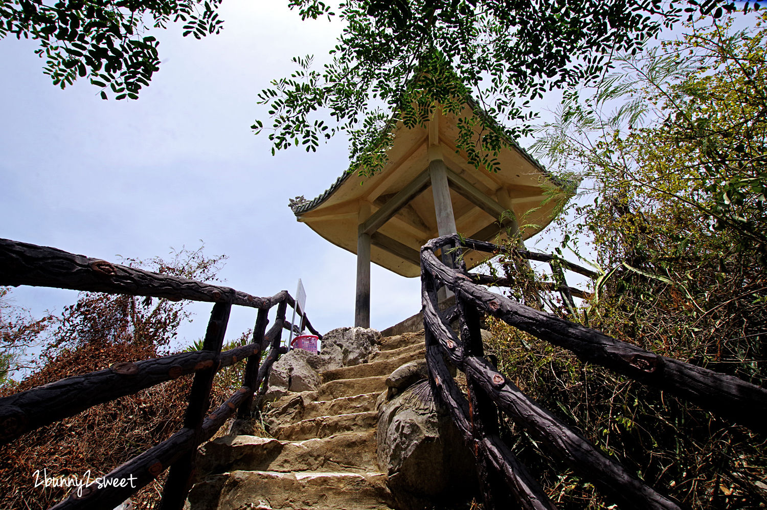 [越南｜峴港。景點] 五行山 Ngũ Hành Sơn~大理石山裡藏著莊嚴佛寺、洞窟大佛、壯麗美景～峴港必遊 Marble Mountain｜中越旅遊｜Bamboo Airway 越竹航空｜峴港直航｜誠旺旅行社 愛越峴港 @兔兒毛毛姊妹花