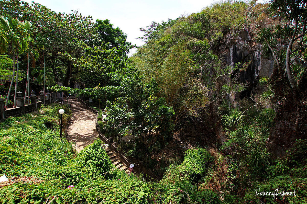 [越南｜峴港。景點] 五行山 Ngũ Hành Sơn~大理石山裡藏著莊嚴佛寺、洞窟大佛、壯麗美景～峴港必遊 Marble Mountain｜中越旅遊｜Bamboo Airway 越竹航空｜峴港直航｜誠旺旅行社 愛越峴港 @兔兒毛毛姊妹花