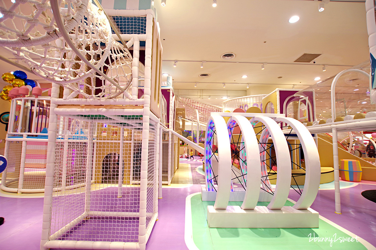 新北室內樂園》KID&#8217;s 建築樂園-夢想城體驗館 2019 全新改裝～馬卡龍色系夢幻場景 x 酷炫科技互動遊戲區～新北中和好拍又放電的親子樂園｜室內景點｜雨天景點 @兔兒毛毛姊妹花