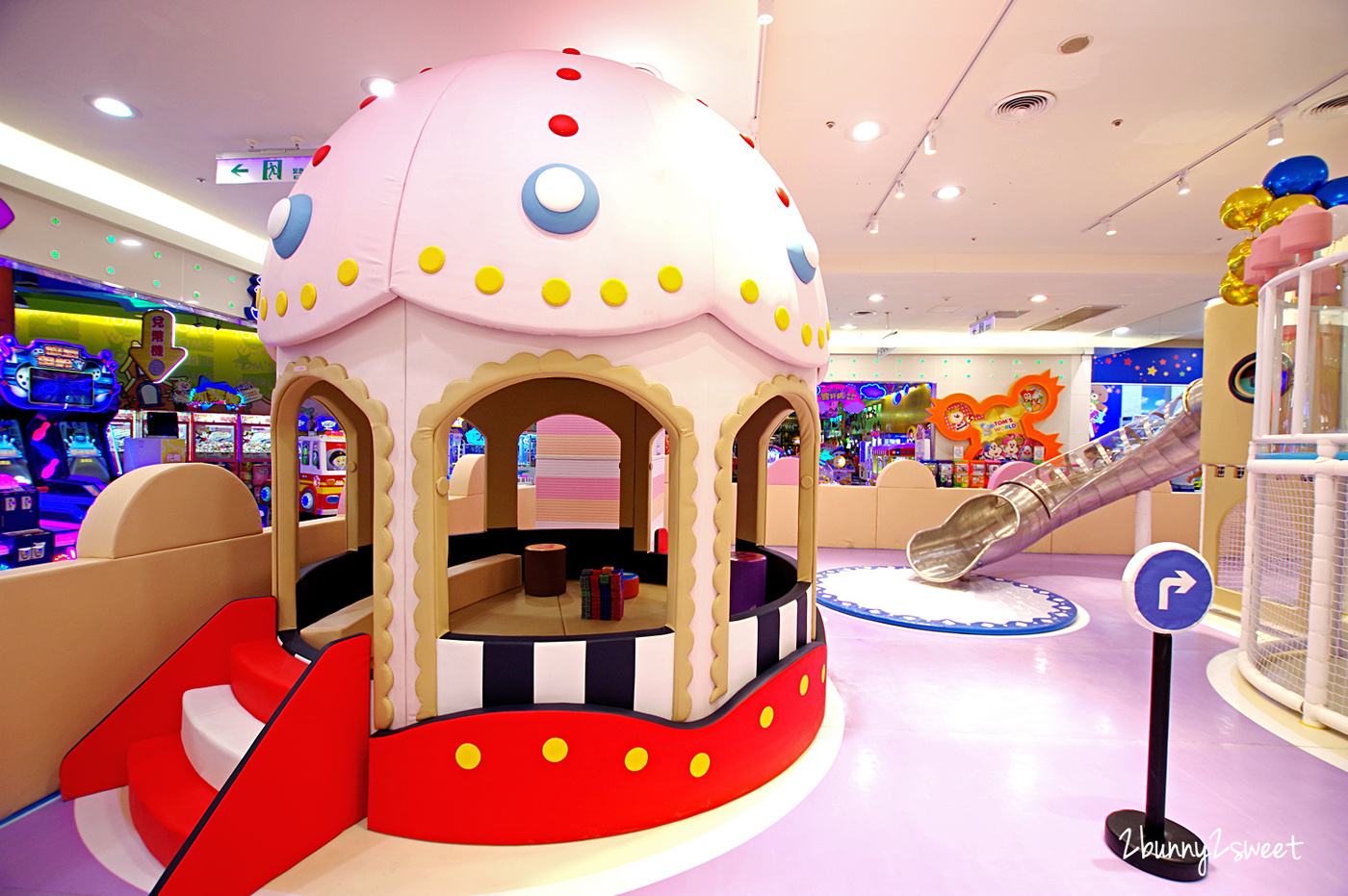 新北室內樂園》KID&#8217;s 建築樂園-夢想城體驗館 2019 全新改裝～馬卡龍色系夢幻場景 x 酷炫科技互動遊戲區～新北中和好拍又放電的親子樂園｜室內景點｜雨天景點 @兔兒毛毛姊妹花