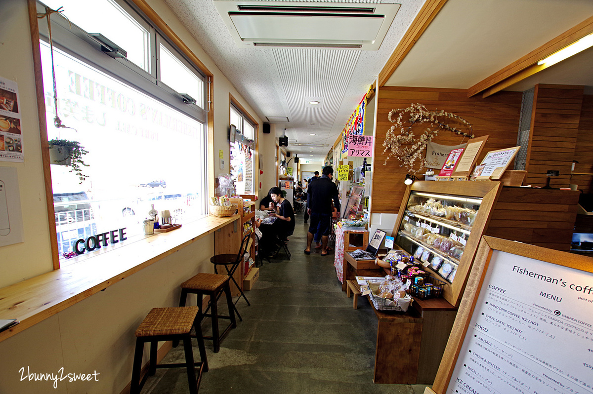 [沖繩｜南城。美食] 奥武島いまいゆ市場｜奧武島 Imaiyu 市場～新鮮又平價的海鮮、生魚片這裡吃～漁村小島上的小魚市 @兔兒毛毛姊妹花