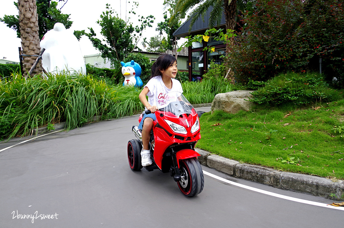 [桃園｜蘆竹。親子餐廳] 喬笛親子動動館 JUDY cafe &#038; play～結合大型體能遊戲區、靜態繪本音樂遊戲區、電動車、手作 DIY、家長運動健身區的不限時親子餐廳～北桃園最大親子室內樂園｜室內景點｜雨天景點 @兔兒毛毛姊妹花