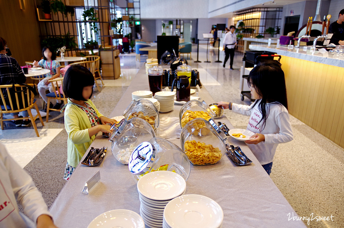 宜蘭親子飯店》品文旅礁溪～樹屋閣樓房型超可愛、客房就有美人湯，還有免費午茶點心和氣泡水無限暢飲 @兔兒毛毛姊妹花