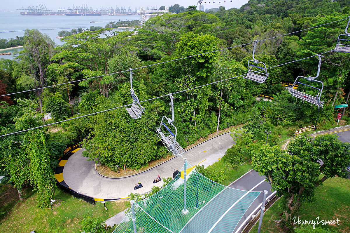 新加坡景點【Skyline Luge Singapore】聖淘沙必玩空中吊椅、斜坡滑車～無動力俯衝卡丁車超嗨 @兔兒毛毛姊妹花