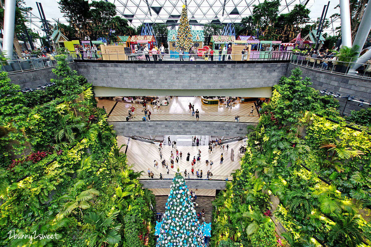 新加坡親子景點》星耀樟宜 Jewel Changi Airport ～必拍美景森林谷、雨漩渦，世界最大室內瀑布 @兔兒毛毛姊妹花