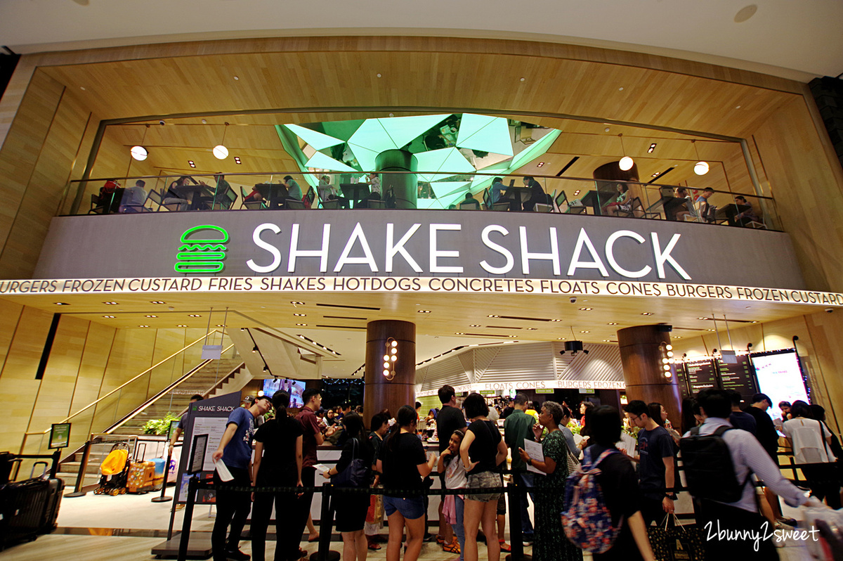 [新加坡｜樟宜。美食] 星耀樟宜必吃 Shake Shack Jewel Changi Airport~美國紐約最好吃漢堡在新加坡的唯一分店，獨家斑蘭奶昔超特別｜位置｜菜單｜限定餐點 @兔兒毛毛姊妹花