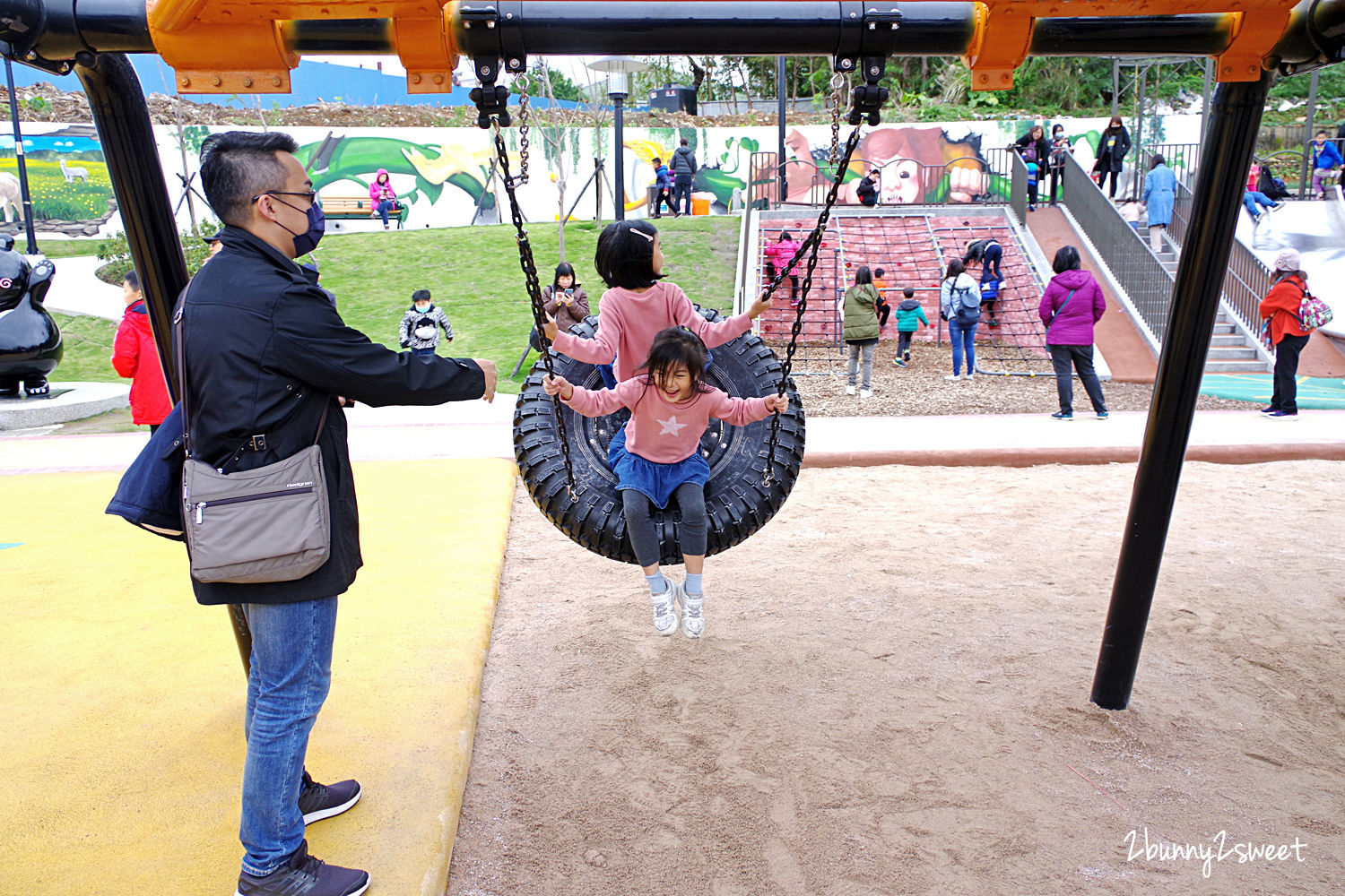 新北特色公園【鶯歌永吉公園】傑克魔豆主題溜滑梯遊戲場，還有3D彩繪牆、炮仗花海 @兔兒毛毛姊妹花