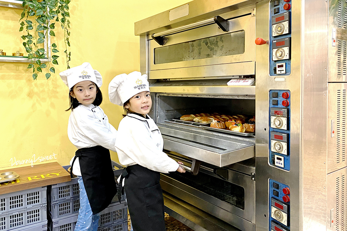 聖瑪莉親子樂園｜台北土城全新室內樂園就在聖瑪莉丹麥麵包莊園觀光工廠 @兔兒毛毛姊妹花