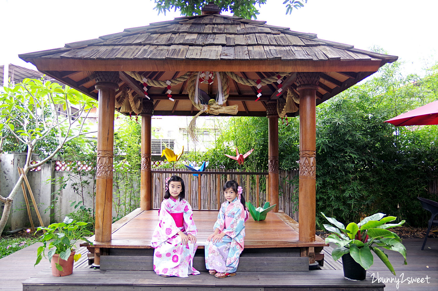 南投埔里親子景點》鳥居 Torii 喫茶食堂～免費日式庭園，鳥居、超大千紙鶴好好拍，還能租浴衣、用餐 @兔兒毛毛姊妹花