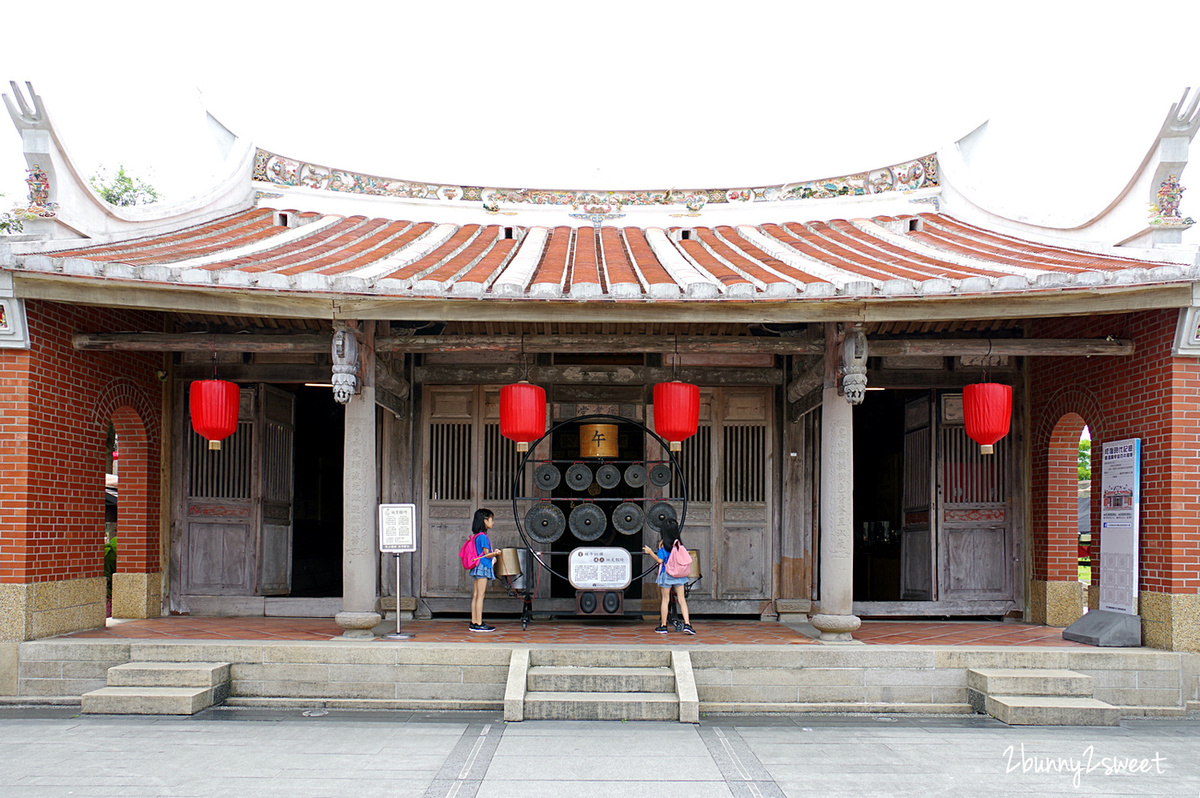 宜蘭五結親子景點》宜蘭傳藝中心｜國立傳統藝術中心宜蘭傳藝園區～超好拍復古街道 x 傳統工藝 DIY x 復古童玩美食體驗 x 精彩戲曲特技表演~2020 宜蘭必遊景點 @兔兒毛毛姊妹花