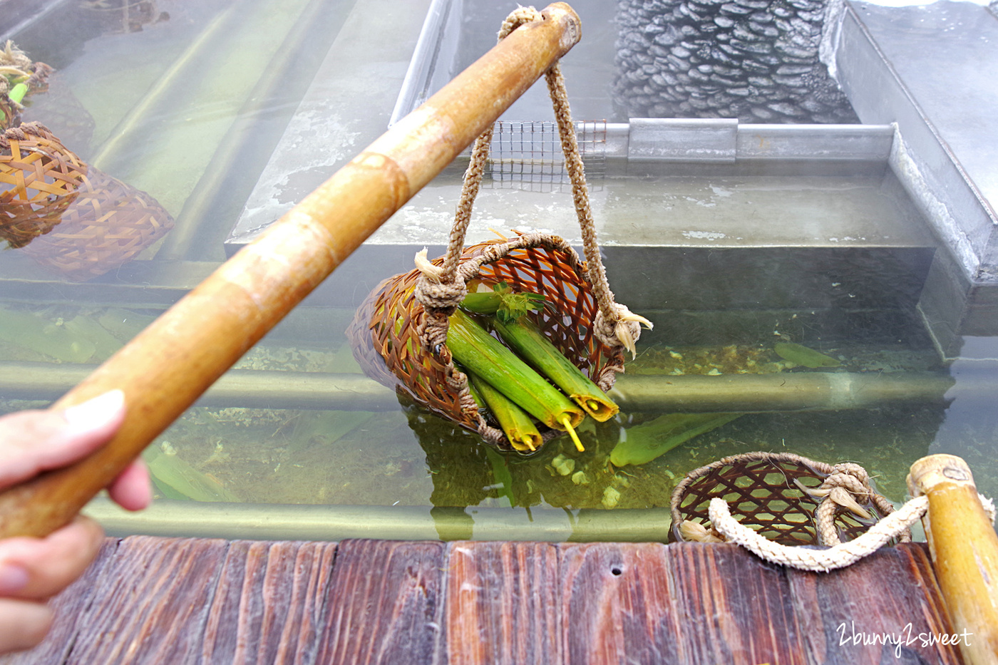 宜蘭景點【清水地熱公園】溫泉煮食好吃好玩，還有免費足湯、平價露天風呂 @兔兒毛毛姊妹花