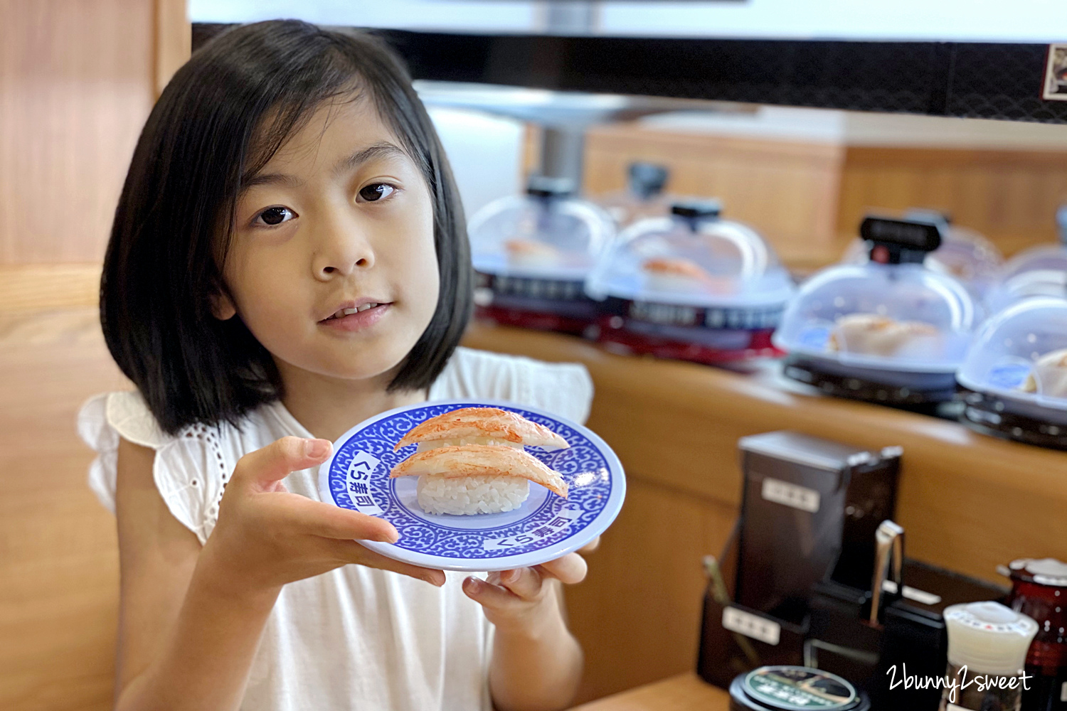 宜蘭美食迴轉壽司》藏壽司宜蘭新月店～藏壽司進軍宜蘭新月廣場，限時九折優惠活動 x 藏壽司拉拉熊扭蛋 x 限量拉拉熊金銀賞 x 七月推薦壽司 &#038; 甜點菜單｜交通資訊｜用餐方式 @兔兒毛毛姊妹花