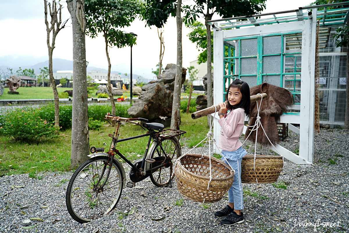 宜蘭親子景點》宜蘭綺麗觀光園區～寶石博物館大進化!! 鳥園、農場、氣墊床、室內樂園、卡丁車賽道、水槍射擊場、攀爬探索場～蘇澳雨天室內景點推薦 @兔兒毛毛姊妹花