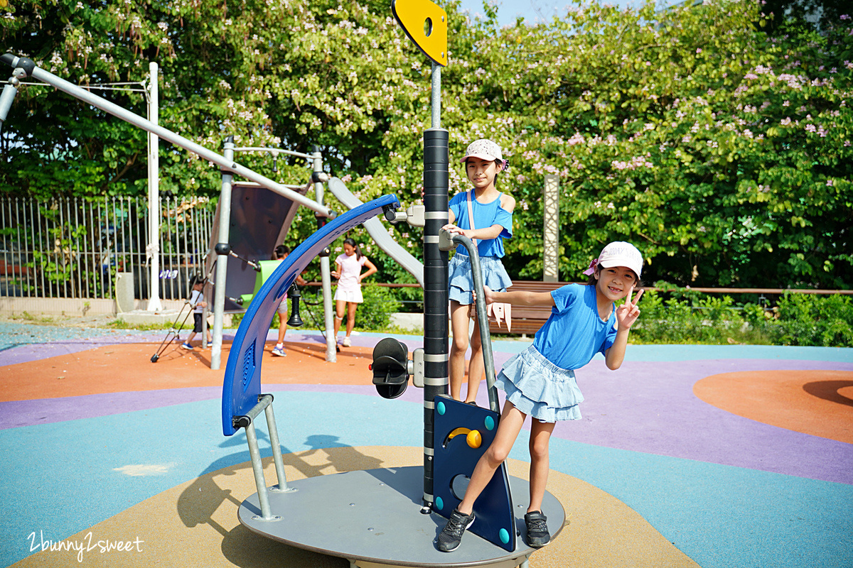 台南特色公園【竹溪水岸園區遊戲場】台南體運公園兒童遊樂場～超特別遊具，還有超美生態湖 @兔兒毛毛姊妹花