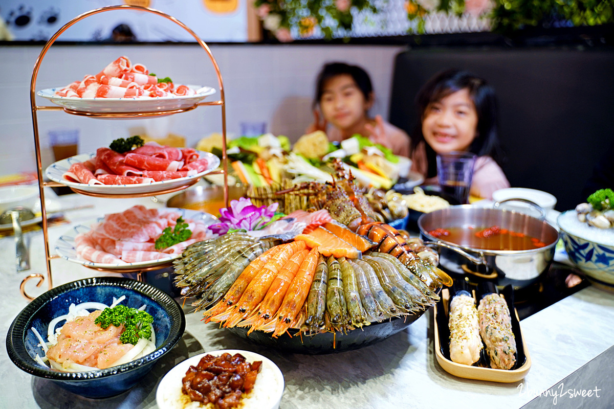 花蓮美食》花蓮養鍋｜養鍋花蓮中山店～平價又美味的涮涮鍋，12 種湯頭，超澎湃海鮮盤、野生龍蝦，肉品還能加量，飲料、冰沙、冰淇淋吃到飽｜花蓮火鍋推薦 @兔兒毛毛姊妹花