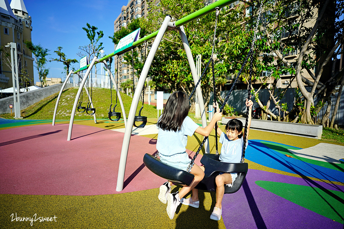 桃園台茂公園 Taimall Park｜台茂購物中心 5500 坪兒童遊戲場，媲美日本公園的大型攀爬架 @兔兒毛毛姊妹花